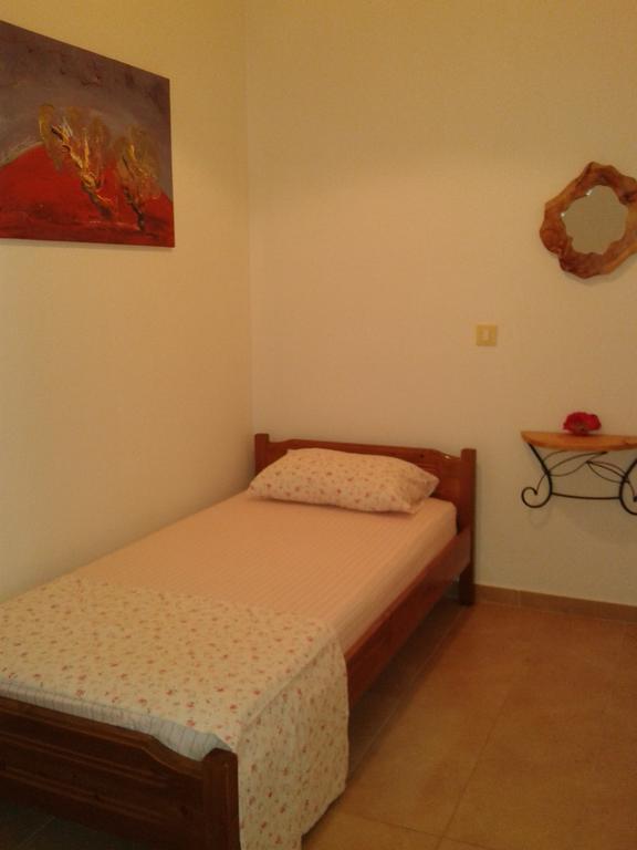 Maria'S Apartments Megisti ภายนอก รูปภาพ