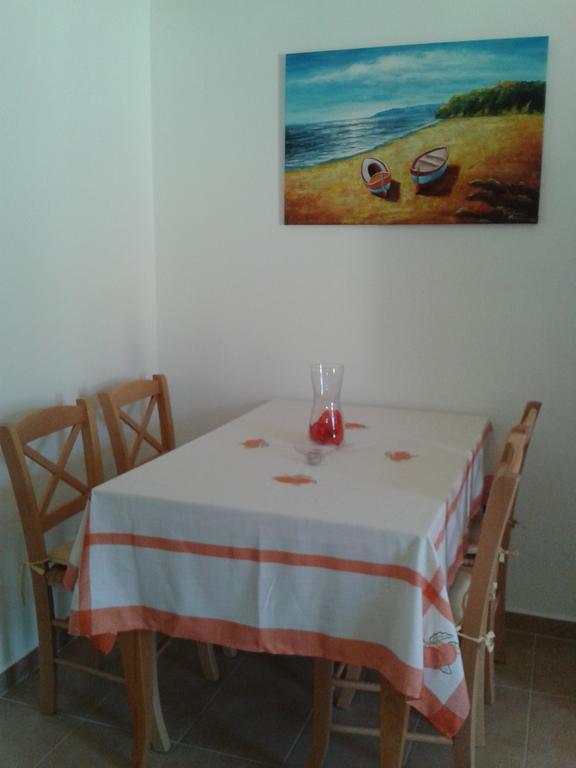 Maria'S Apartments Megisti ภายนอก รูปภาพ