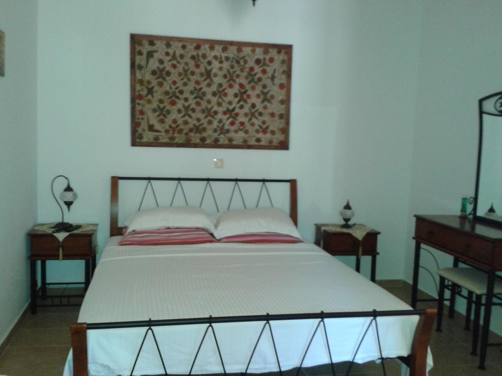 Maria'S Apartments Megisti ภายนอก รูปภาพ